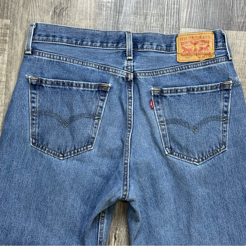 Levi’s Dad Jeans Relaxed Fit 550 Mens 34x32 Jeans, GUC - Picture 5 of 15